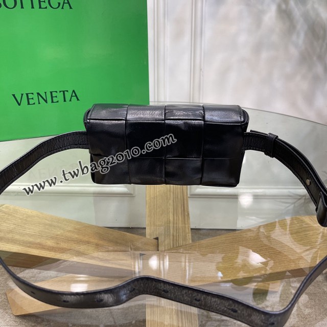 Bottega veneta高端女包 KF0023 寶緹嘉爆款黑色CASSETTE腰包 BV經典款四格腰包/胸包/斜挎包/單肩包  gxz1391